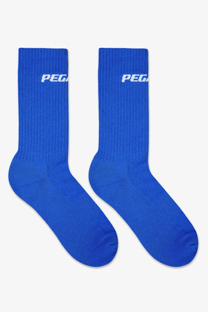 Pegador Logo Socks Deep Blue White Hauptansicht aus der PEGADOR® Kollektion für Herren und Damen