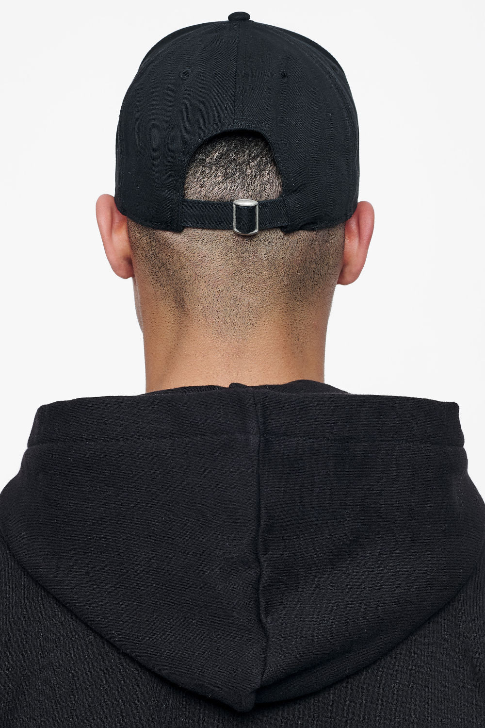 Pegador Reo Destroyed Cap Black Seitenansicht aus der Finer Things Kollektion für Herren