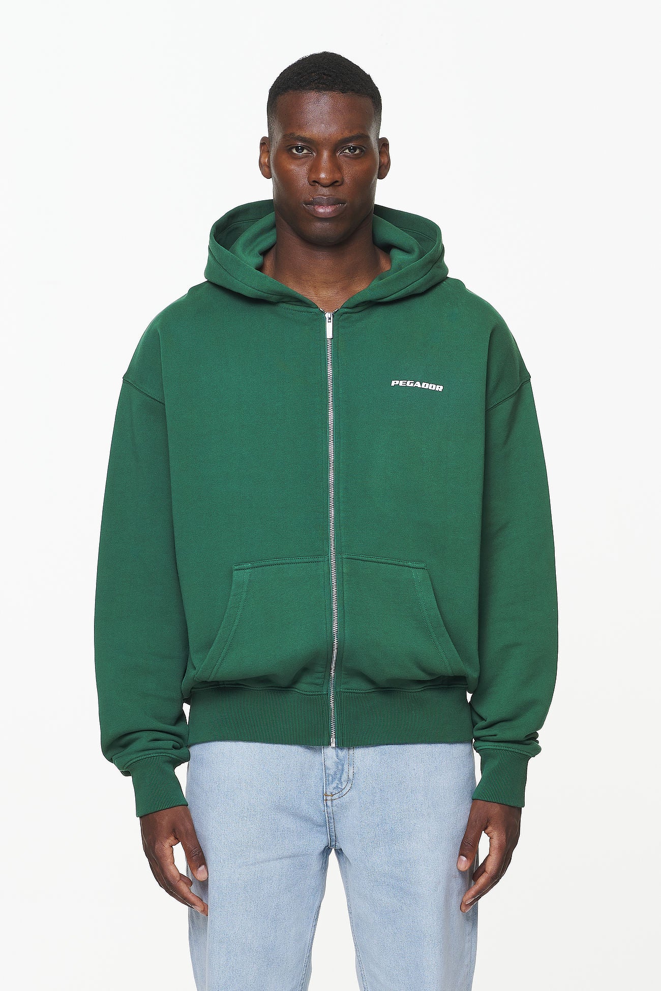 Pegador Colne Logo Oversized Sweat Jacket Vintage Washed British Green Gum Seitenansicht aus der Built to Last Kollektion für Herren