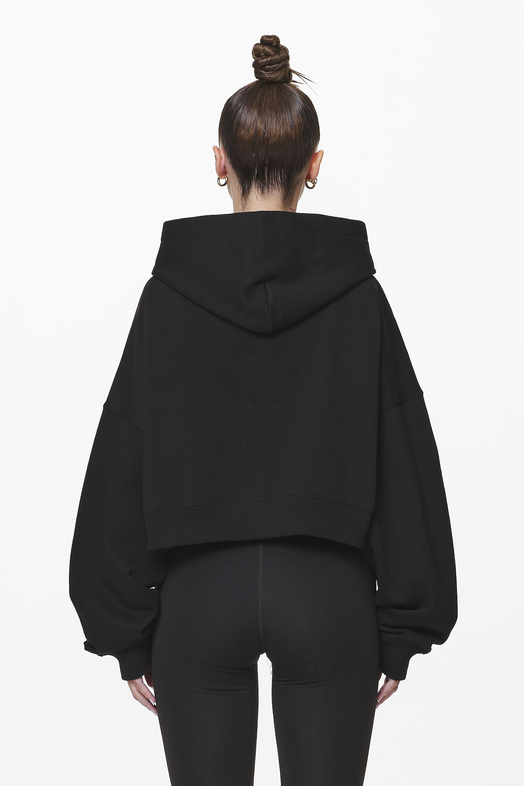 Pegador Marla Cropped Zip Hoodie Black Gum Gegenansicht aus der Do not Disturb Kollektion für DaHerren