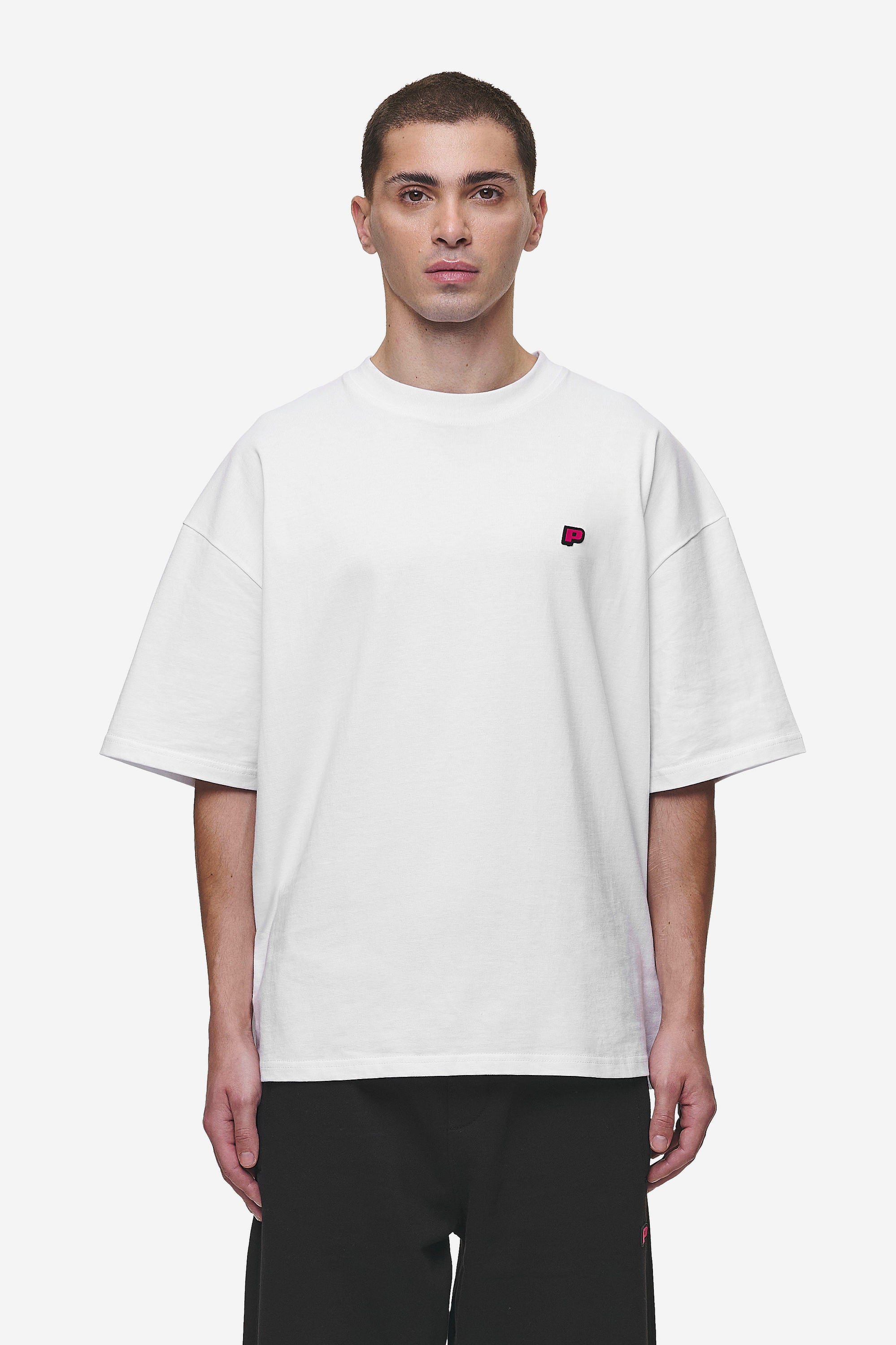 Pegador Leono Boxy Tee White Virtual Pink Gum Hauptansicht aus der Most Alive Kollektion für Herren