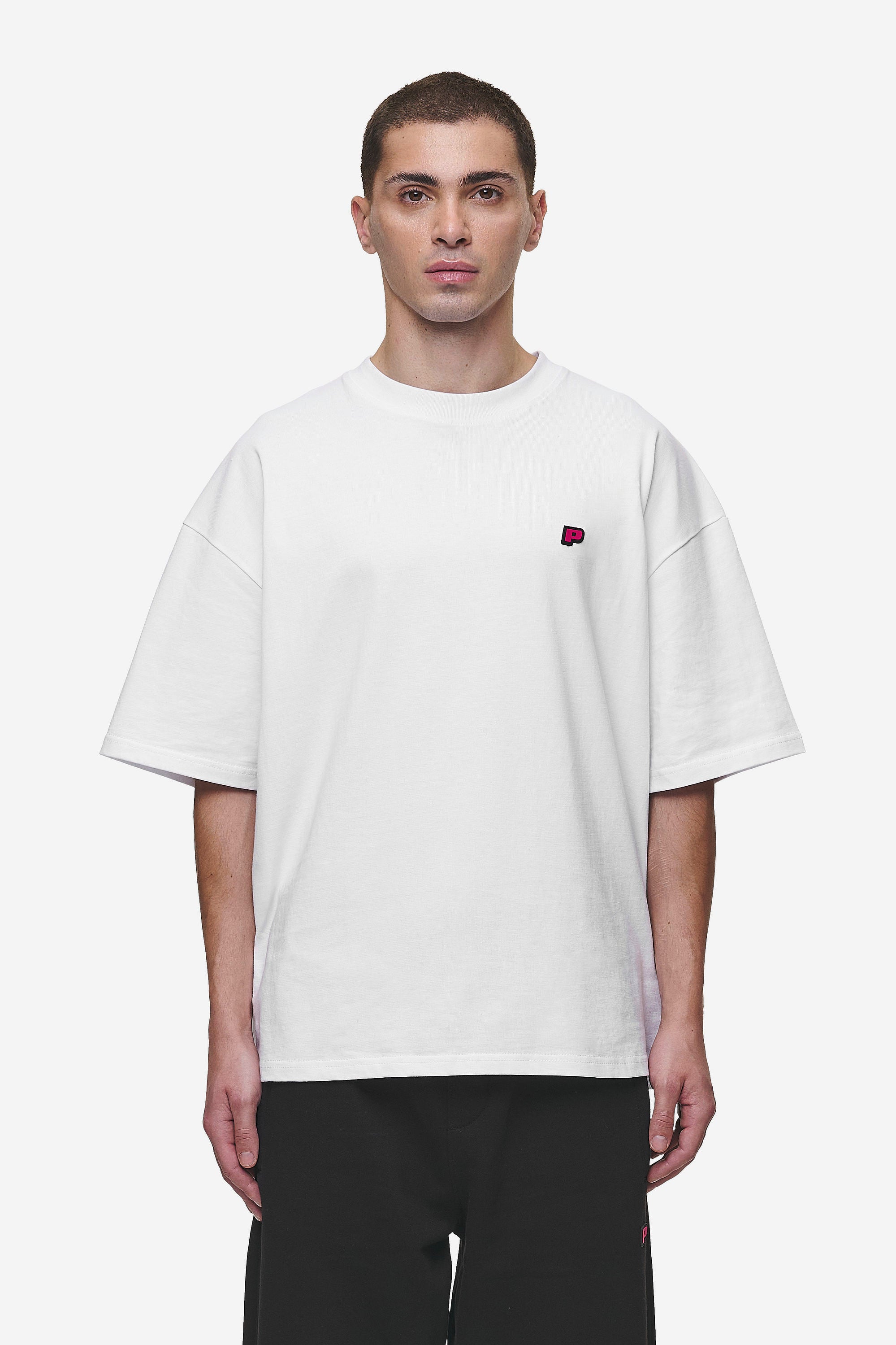 Pegador Leono Boxy Tee White Virtual Pink Gum Hauptansicht aus der Most Alive Kollektion für Herren