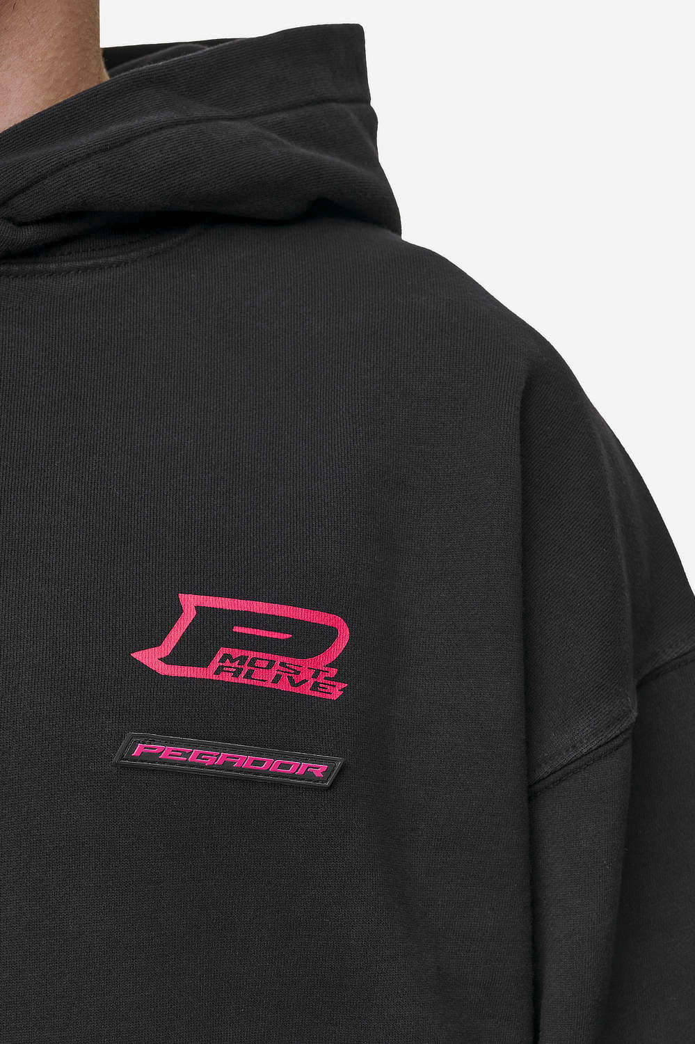Pegador Hawkins Oversized Hoodie Vintage Black Detailshot aus der Most Alive Kollektion für Herren