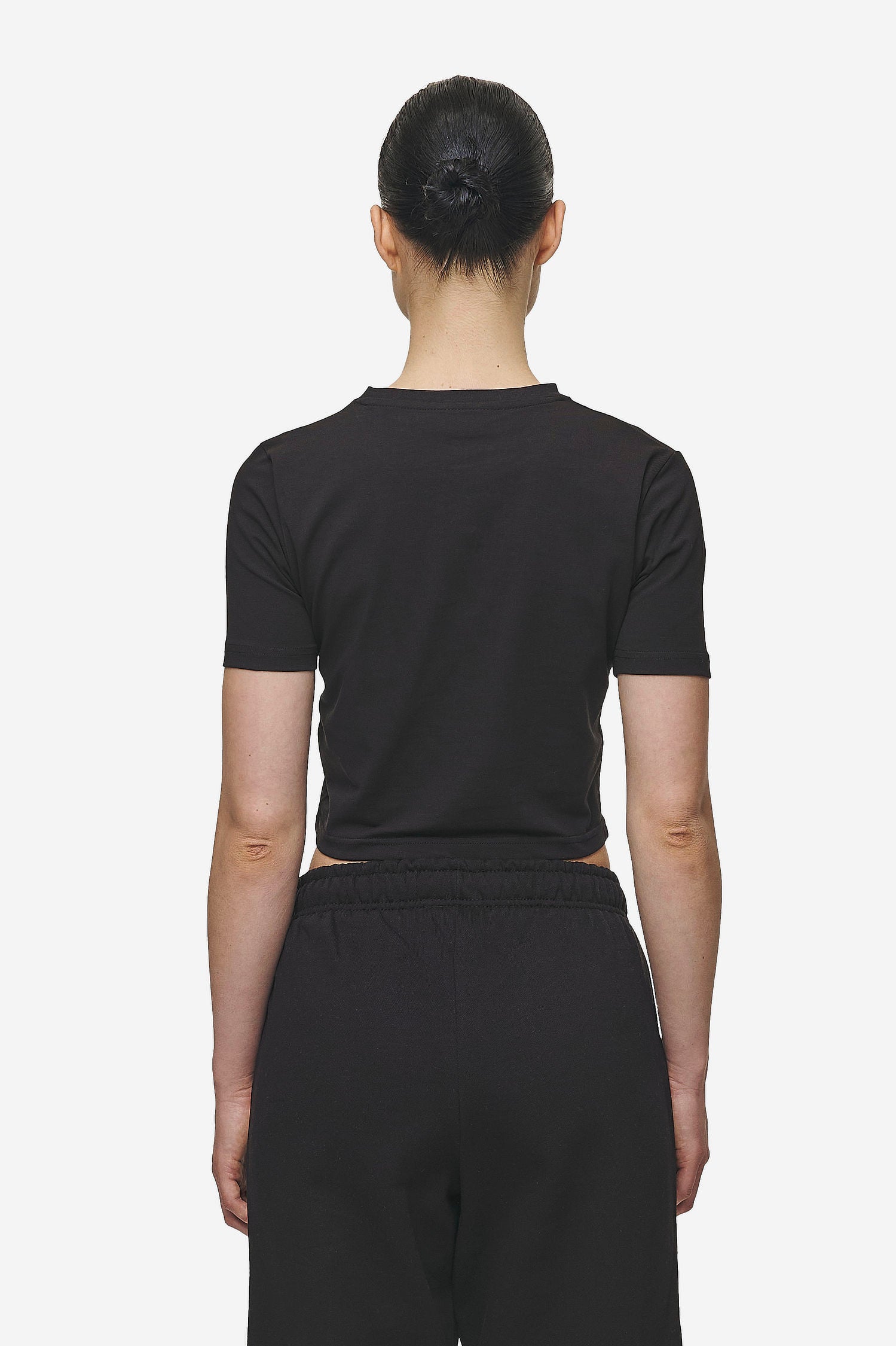 Pegador Ines Cropped Baby Tee Black White Gum Gegenansicht aus der Most Alive Kollektion für DaHerren