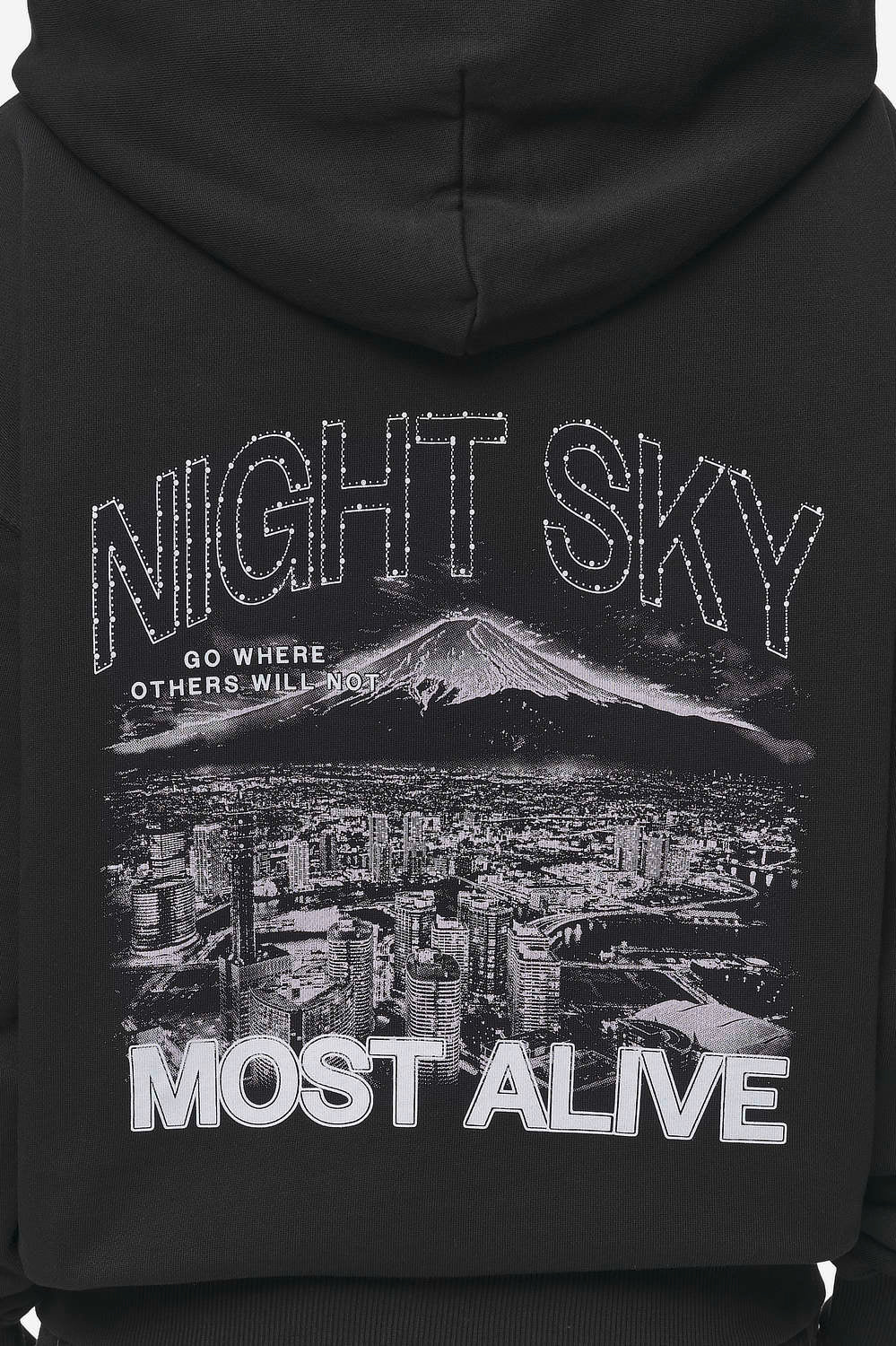 Pegador Sonia Oversized Hoodie Washed Black Detailshot aus der Most Alive Kollektion für DaHerren