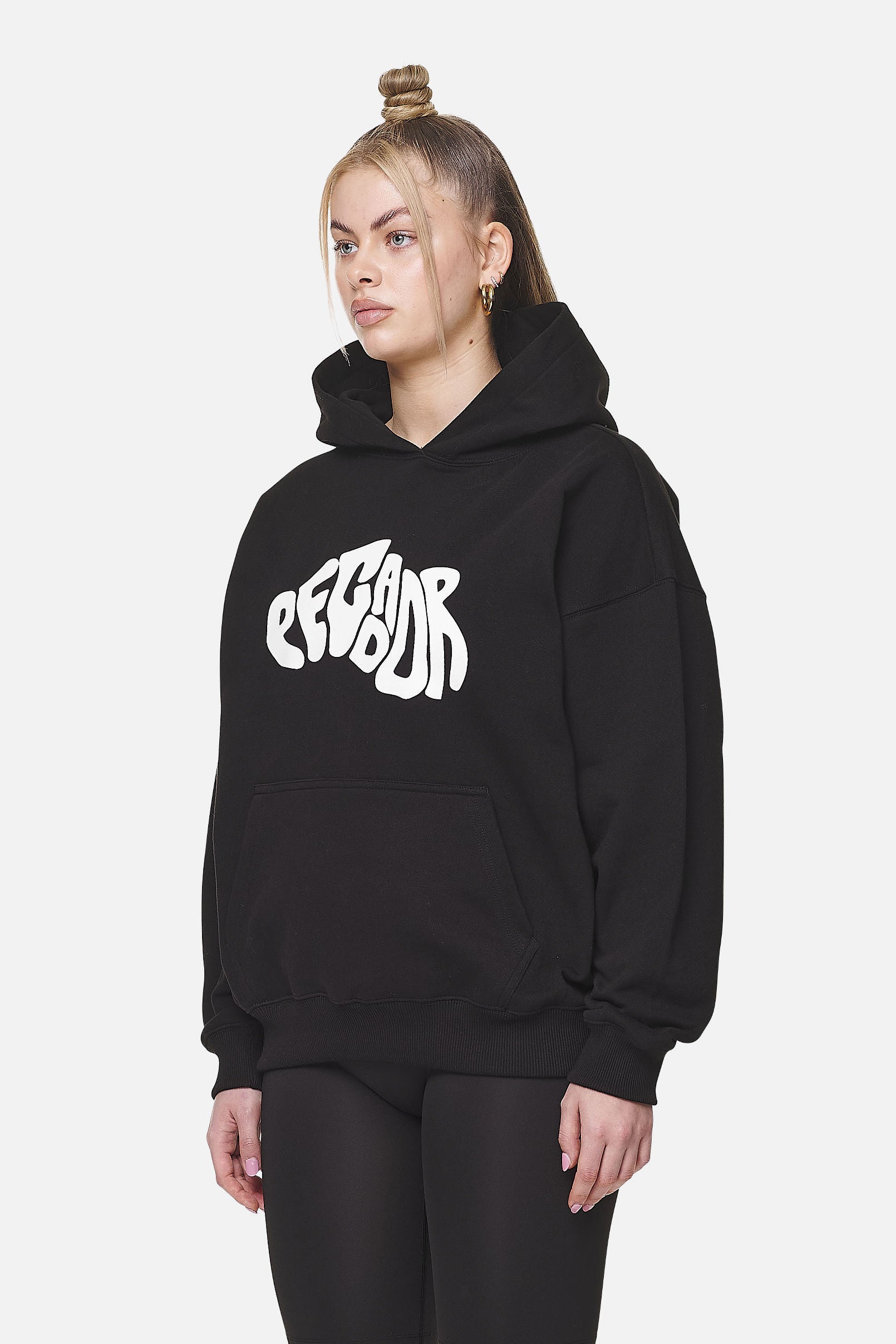 Pegador Paluma Oversized Hoodie Black Gegenansicht aus der Never Too Late Kollektion für DaHerren