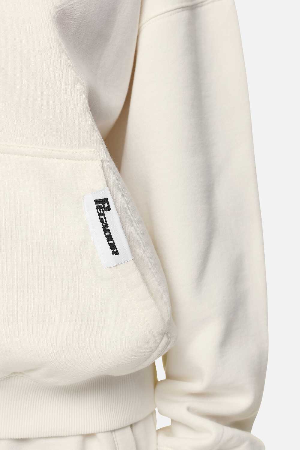 Pegador Mina Oversized Hoodie Washed Coconut Milk Detailshot aus der Never Too Late Kollektion für DaHerren