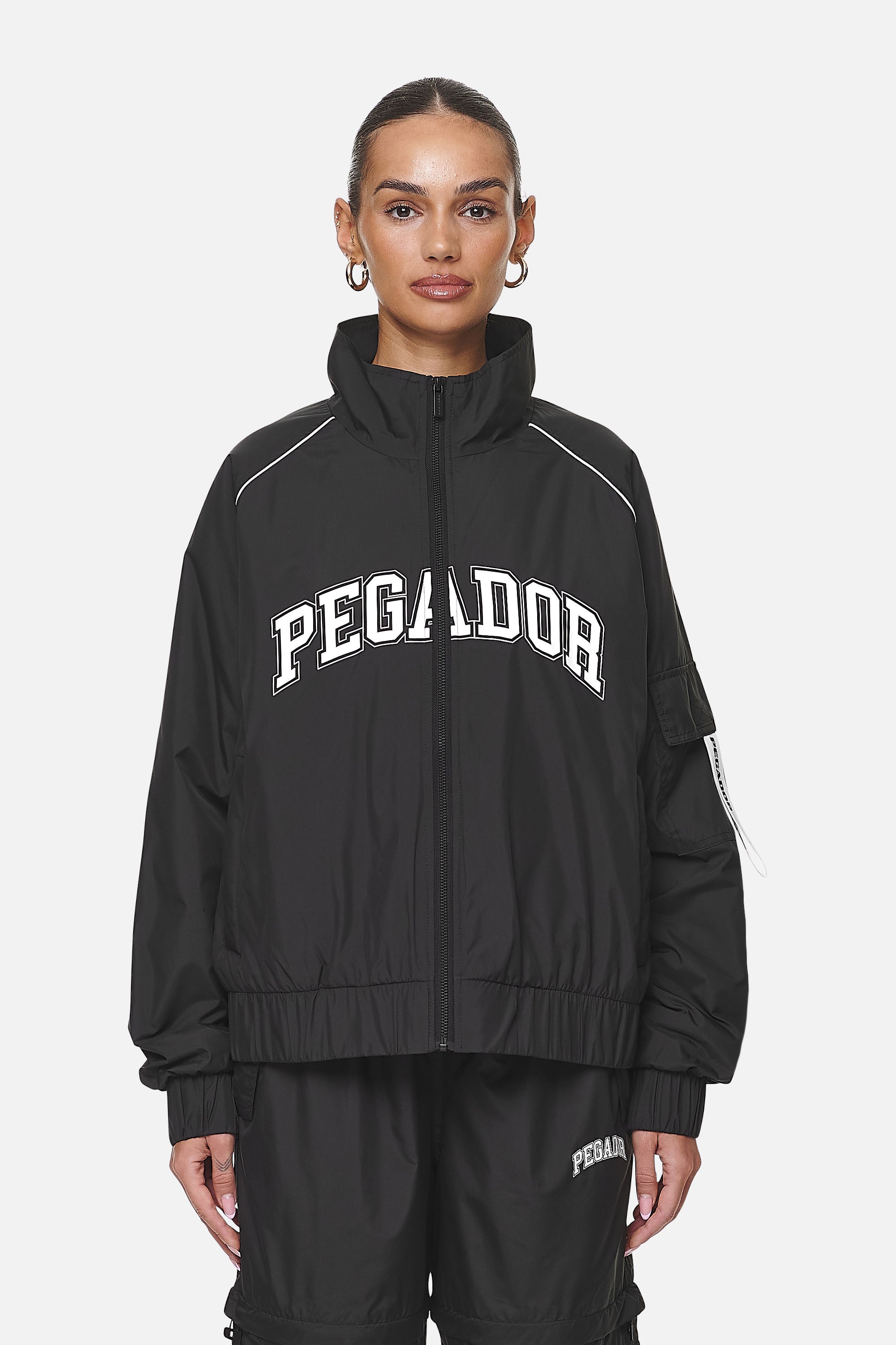 Pegador Bulman Tracksuit Jacket Black Hauptansicht aus der Never Too Late Kollektion für DaHerren