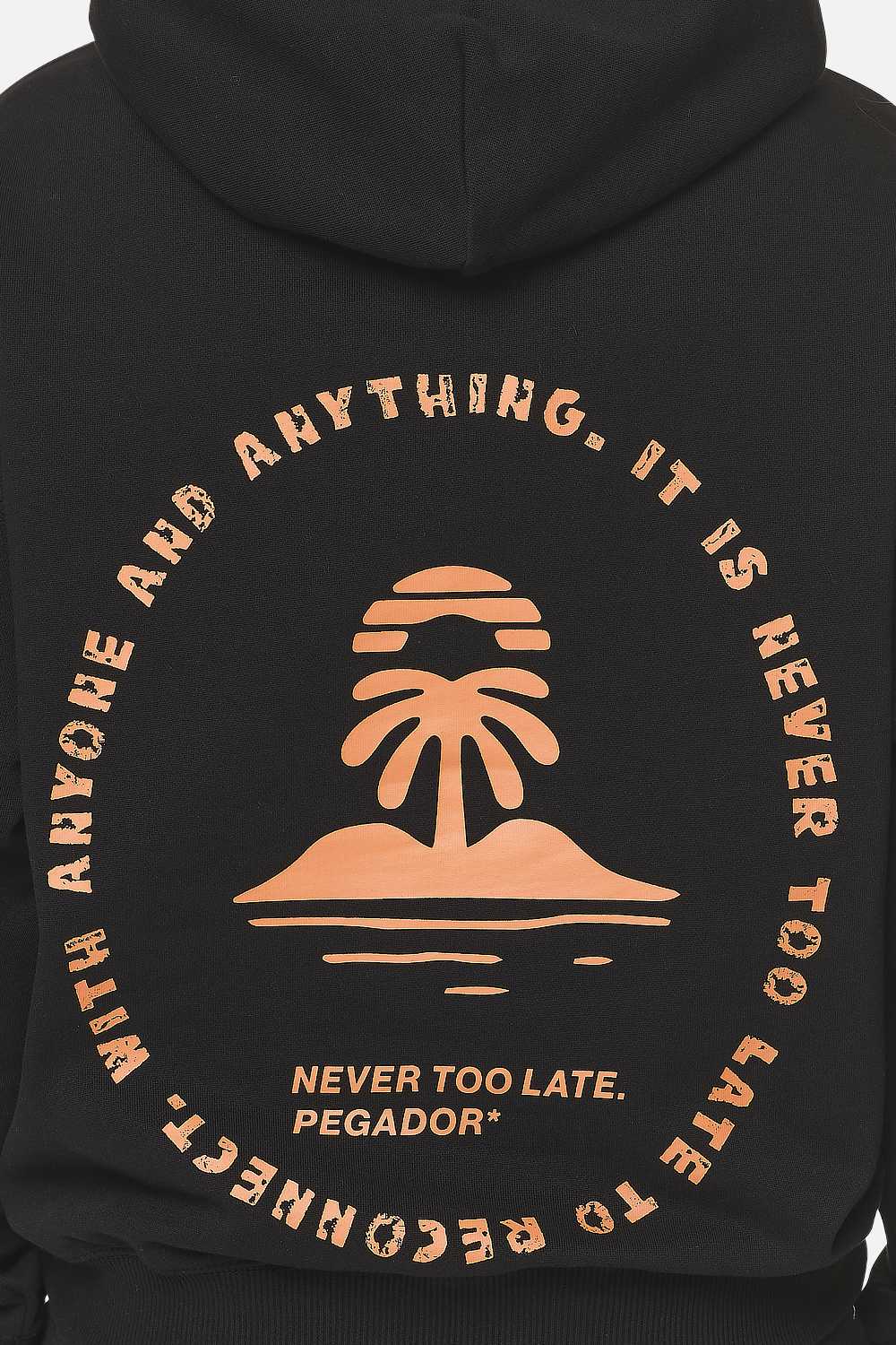 Pegador Palmyra Oversized Hoodie Black Detailshot aus der Never Too Late Kollektion für DaHerren