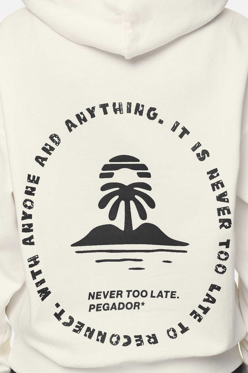 Pegador Palmyra Oversized Hoodie Washed Coconut Milk Detailshot aus der Never Too Late Kollektion für DaHerren