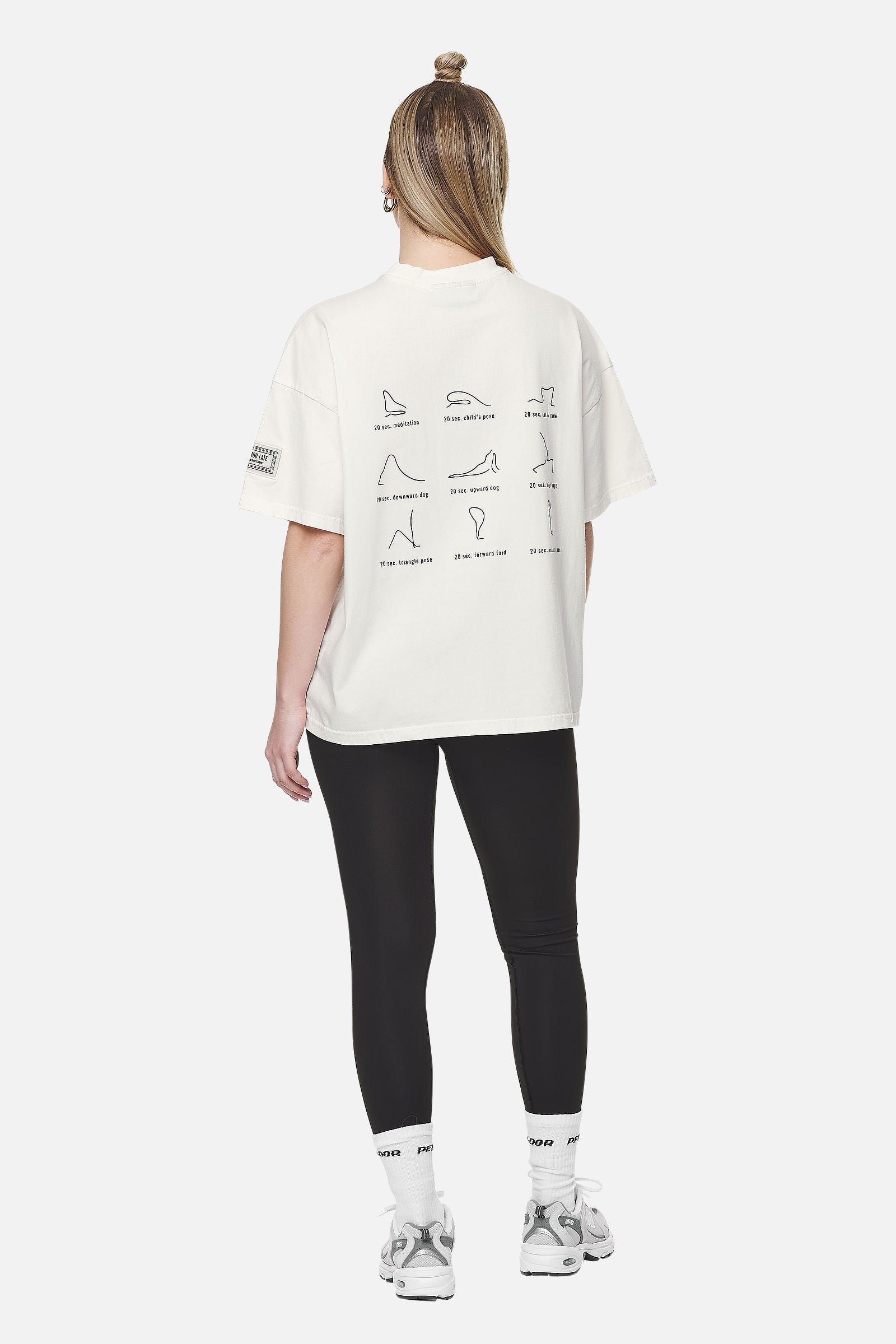 Pegador Idalia Heavy Oversized Tee Washed Coconut Milk Detailshot aus der Never Too Late Kollektion für DaHerren