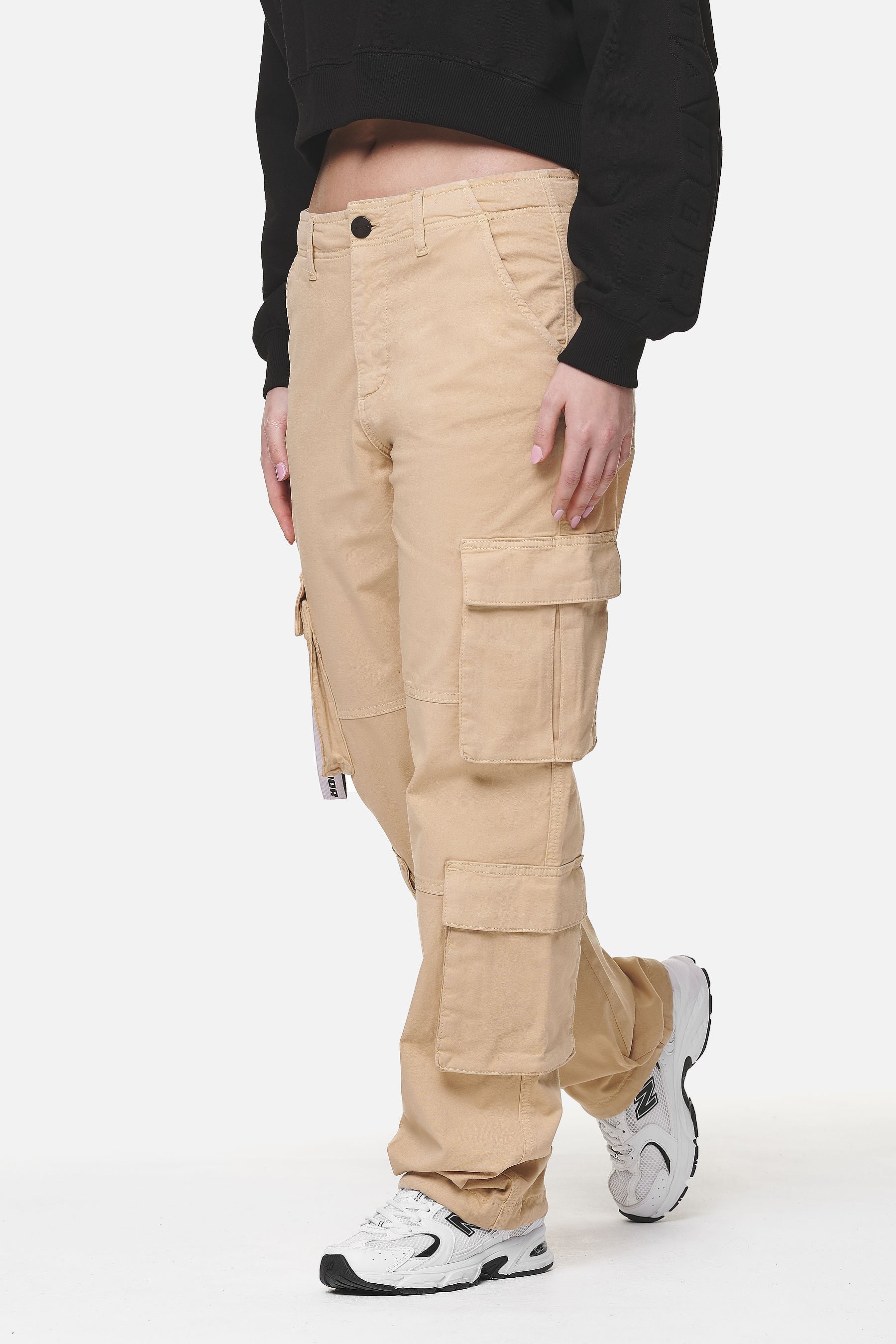 Pegador Tanami Wide Cargo Pants Washed Safari Sand Hauptansicht aus der Never Too Late Kollektion für DaHerren