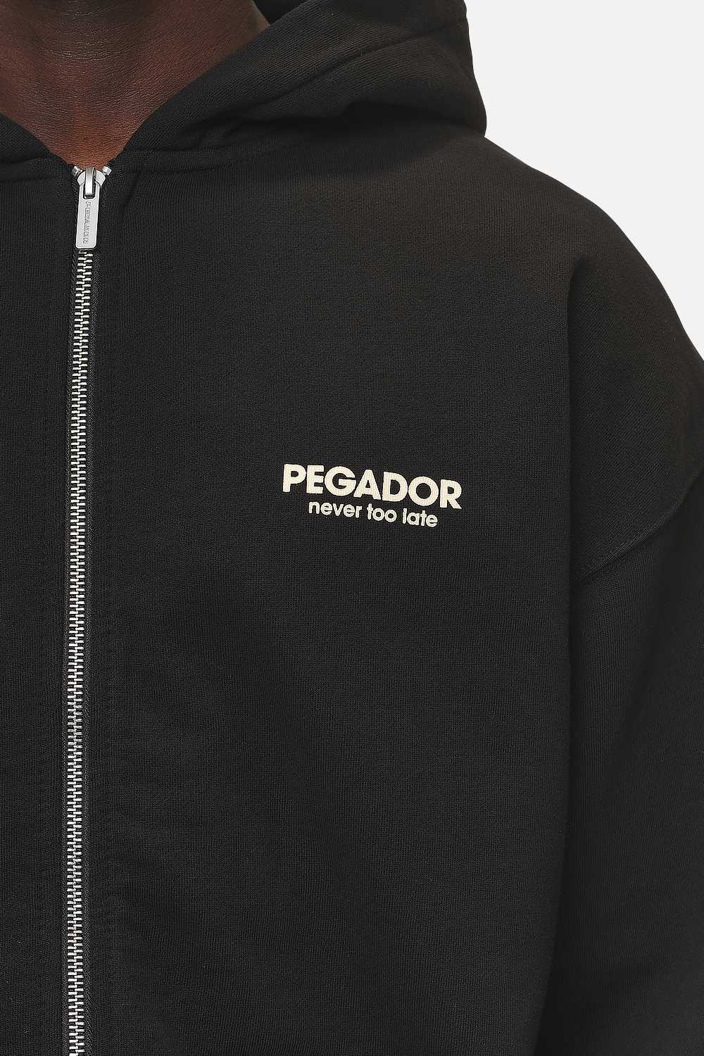 Pegador Alchar Oversized Sweat Jacket Washed Black Detailshot aus der Never Too Late Kollektion für Herren