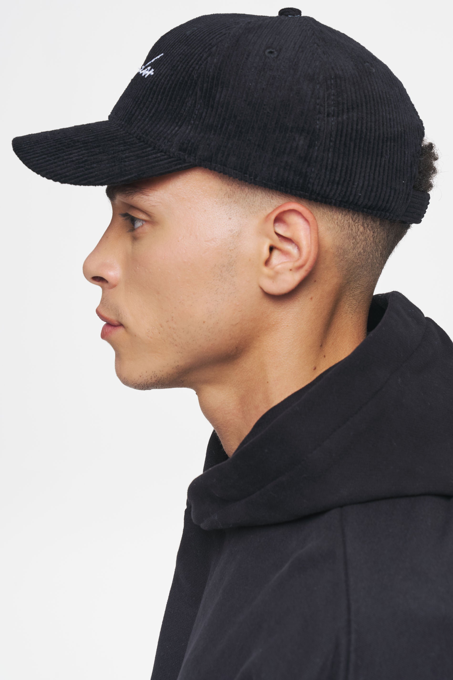 Pegador Stanton Corduroy Cap Black Ganzkörper Bild aus der Ahead of Time Kollektion für Herren