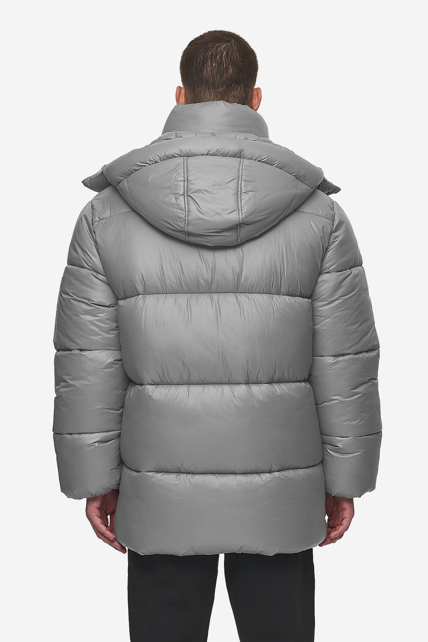 Pegador Conell Puffer Parka Rock Grey Detailshot aus der PEGADOR® Outerwear 24 Kollektion für Herren