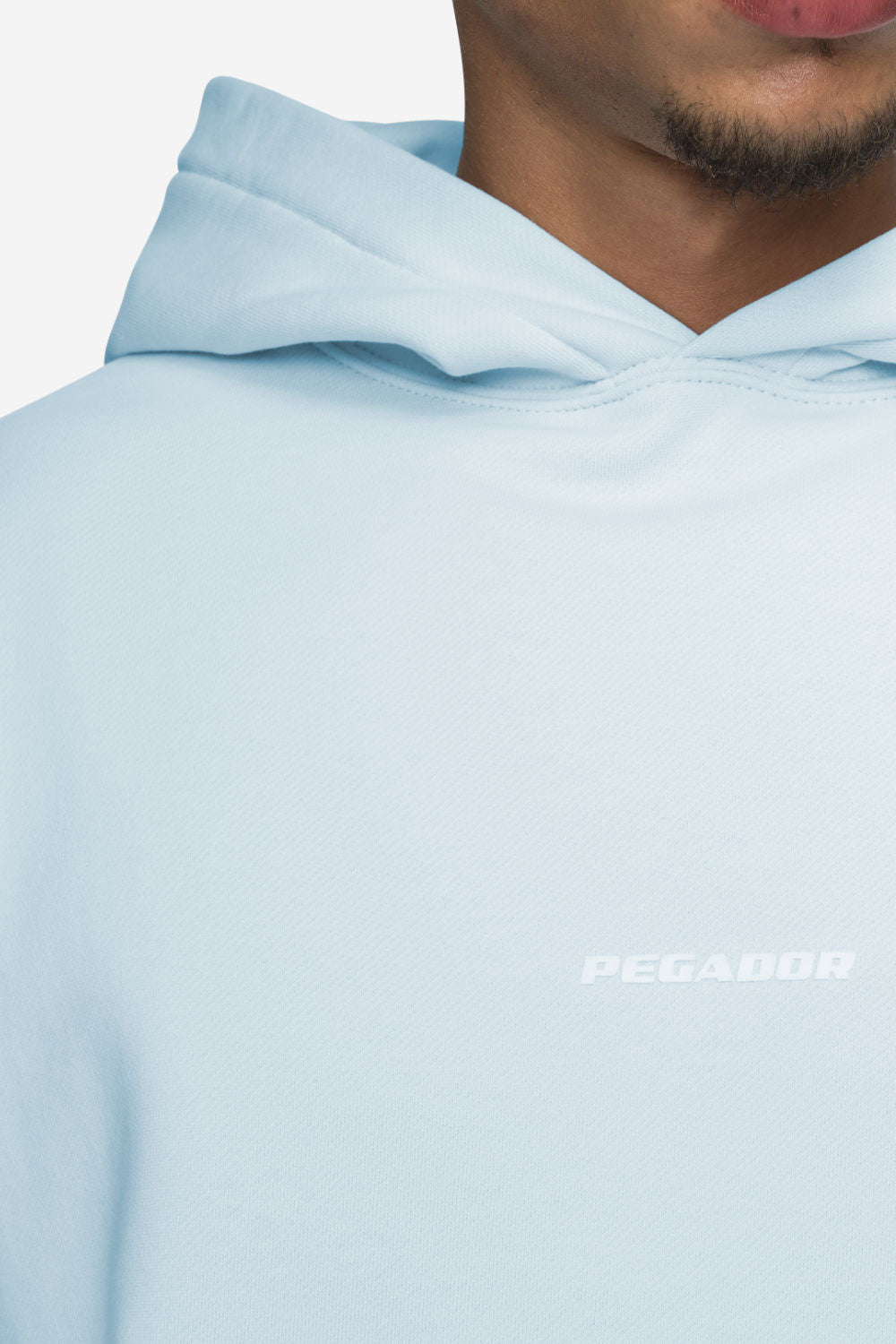 Pegador Logo Boxy Hoodie Washed Baby Blue White Gum Gegenansicht aus der Next Wave Kollektion für Herren