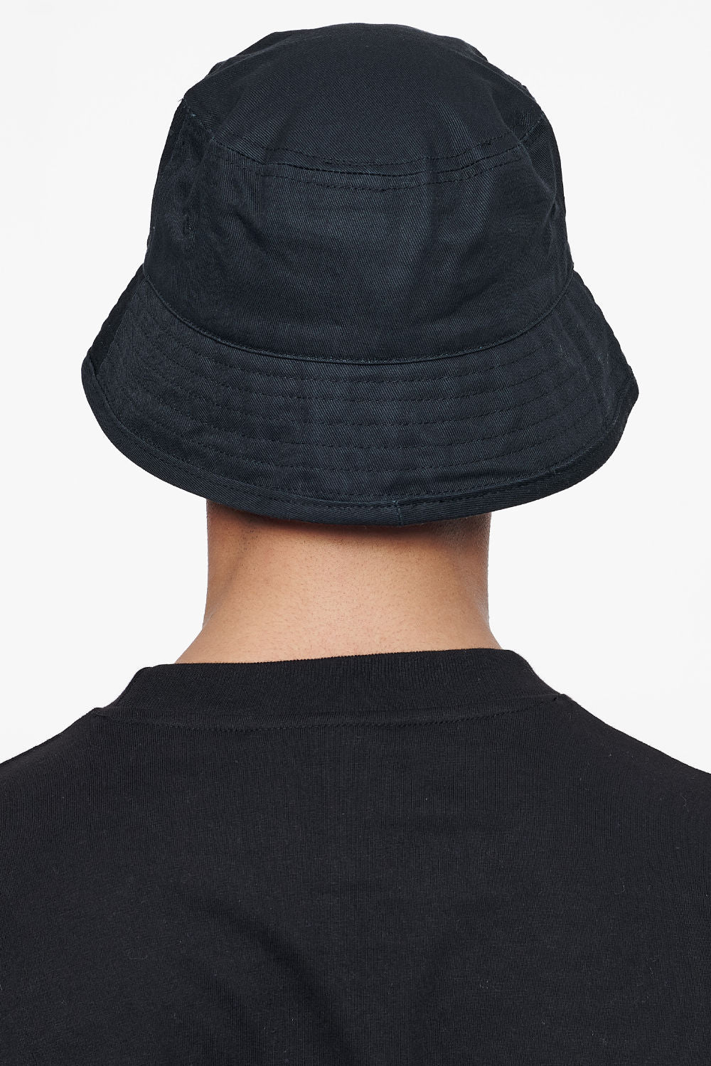 Pegador Logo Cotton Twill Bucket Hat Black Seitenansicht aus der Finer Things Kollektion für Herren