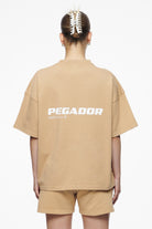 Pegador Culla Logo Heavy Oversized Tee Vintage Washed Espresso Hauptansicht aus der Finer Things Kollektion für DaHerren