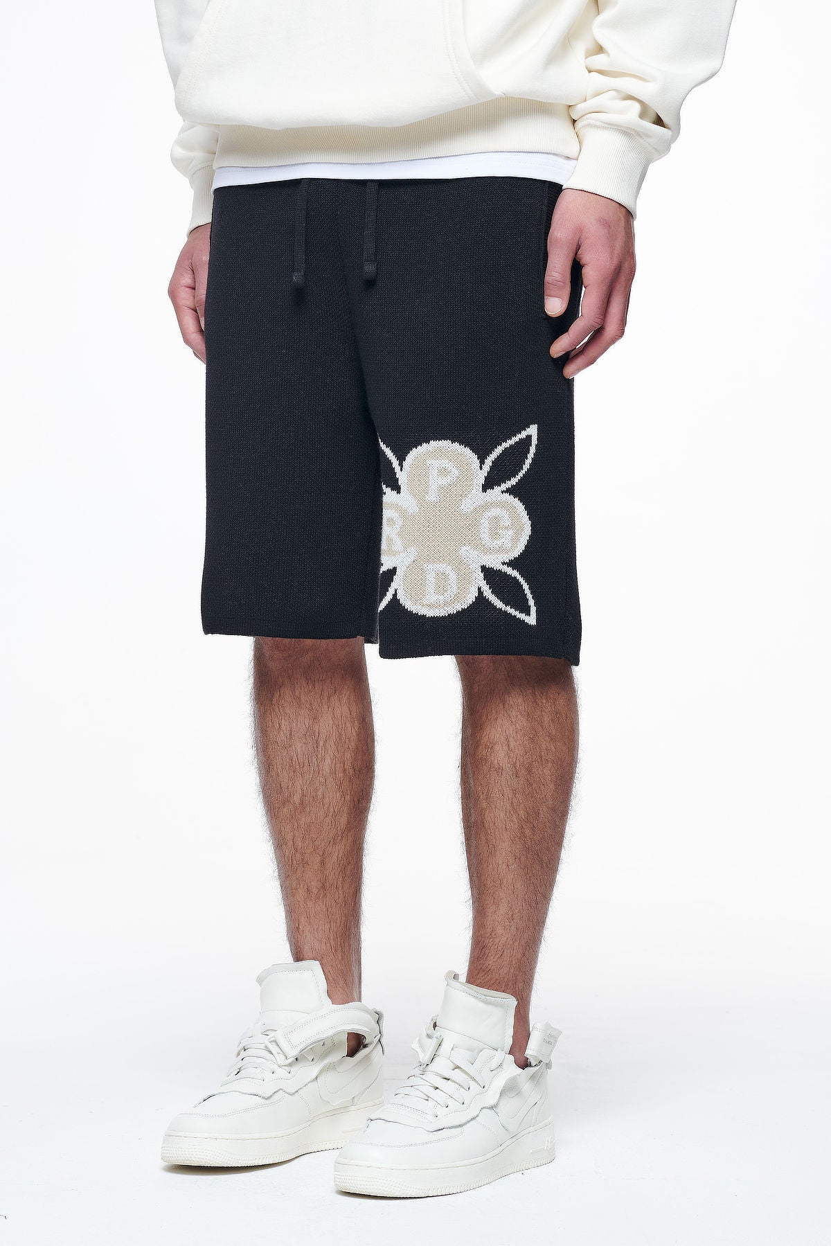 Pegador Flanigan Knit Shorts Black Seitenansicht aus der Finer Things Kollektion für Herren