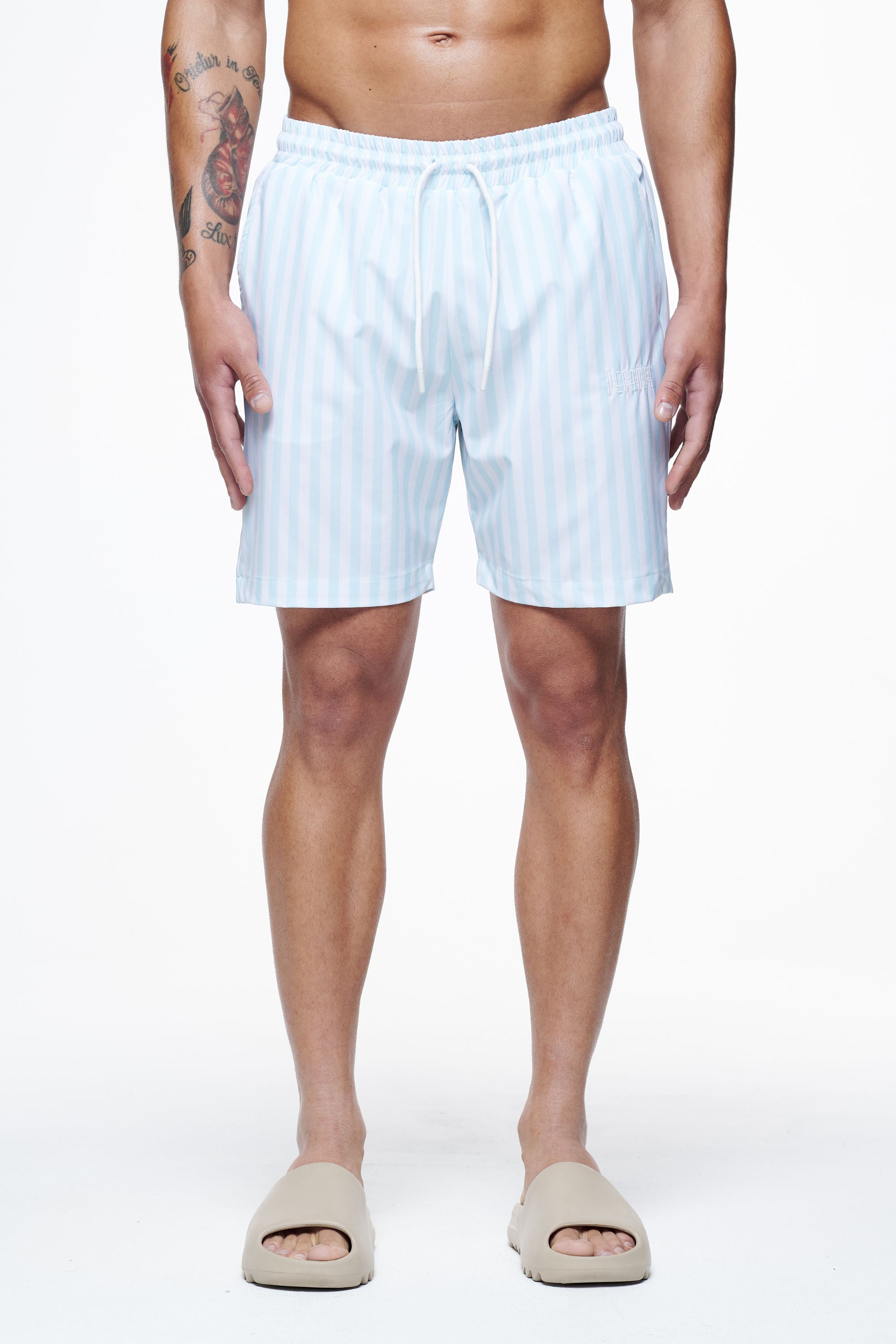 Pegador Manett Striped Swim Shorts Riviera Blue White Hauptansicht aus der Finer Things Kollektion für Herren