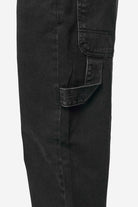 Pegador Daule Baggy Workwear Jeans Washed Black Detailshot aus der PEGADOR® Jeans Kollektion für Herren