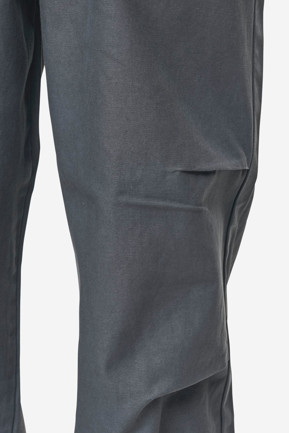 Pegador Ashton Parachute Pants Grey Detailshot aus der PEGADOR® Jeans Kollektion für Herren