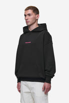 Pegador Colne Logo Oversized Hoodie Washed Black Virtual Pink Gegenansicht aus der Most Alive Kollektion für Herren