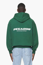 Pegador Colne Logo Oversized Sweat Jacket Vintage Washed British Green Gum Hauptansicht aus der Built to Last Kollektion für Herren