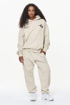 Pegador Portobello Oversized Hoodie Vintage Washed Bone White Ganzkörper Bild aus der Built to Last Kollektion für DaHerren