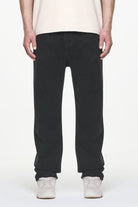 Pegador Tibo Baggy Jeans Washed Black Hauptansicht aus der Built to Last Kollektion für Herren
