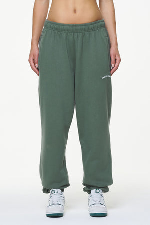 Pegador Durward High Waisted Sweat Pants Vintage Washed Garden Green Hauptansicht aus der Built to Last Kollektion für DaHerren