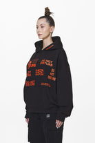 Pegador Groven Oversized Hoodie Black Detailshot aus der Do not Disturb Kollektion für DaHerren