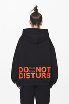 Pegador Groven Oversized Hoodie Black Detailshot aus der Do not Disturb Kollektion für DaHerren