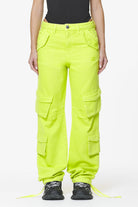 Pegador Maloy Cargo Wide Jeans Washed Lime Yellow Hauptansicht aus der Do not Disturb Kollektion für DaHerren