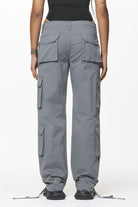 Pegador Tanum Wide Cargo Pants Anthracite Grey Gegenansicht aus der Do not Disturb Kollektion für DaHerren