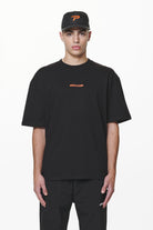 Pegador Furber Oversized Tee Black Seitenansicht aus der Do not Disturb Kollektion für Herren