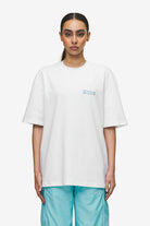 Pegador Barret Oversized Tee White Seitenansicht aus der High summer Kollektion für DaHerren