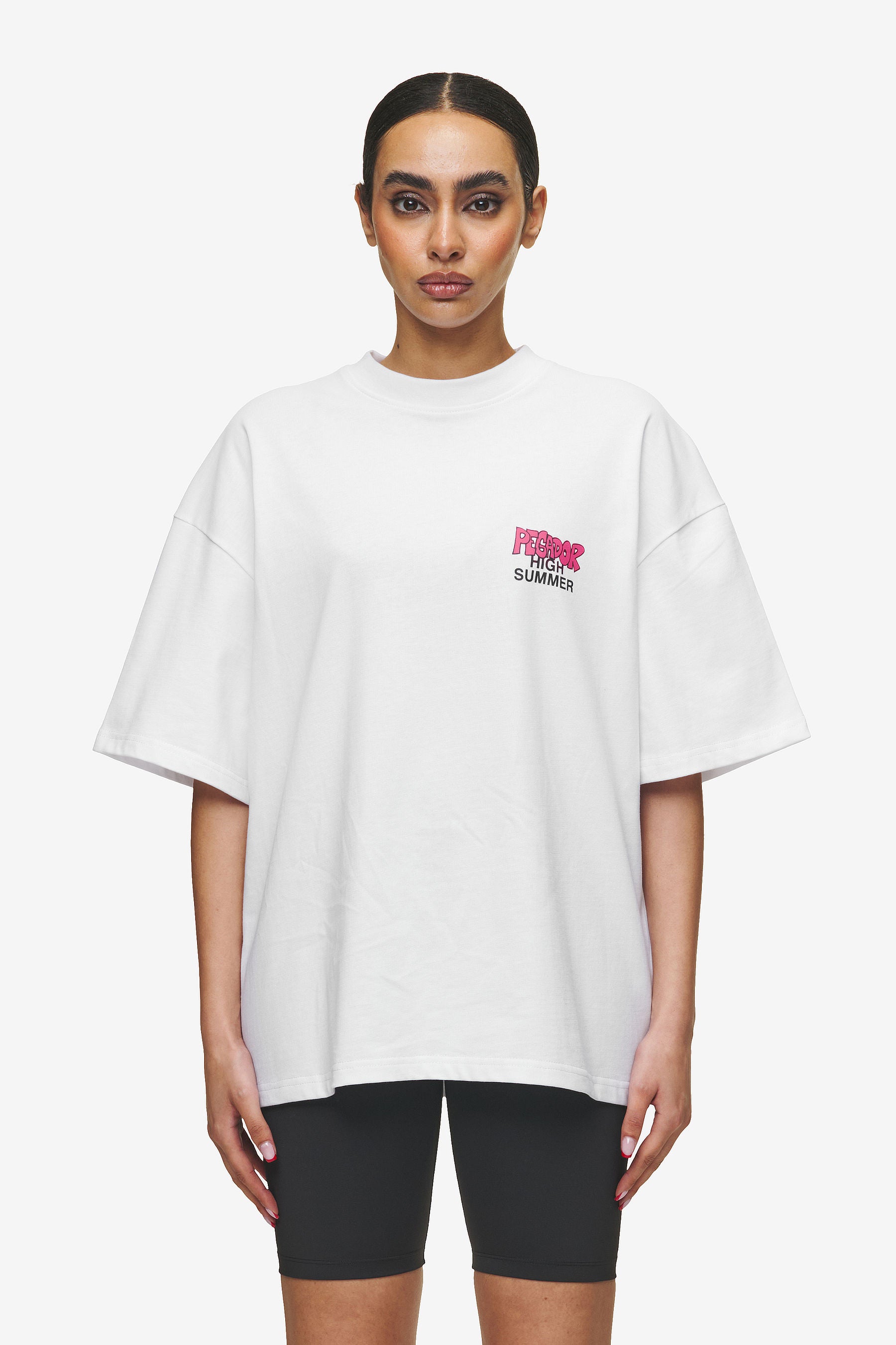 Pegador Farrar Boxy Tee White Seitenansicht aus der High summer Kollektion für DaHerren