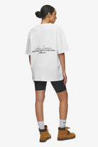 Pegador Banberry Oversized Tee White Detailshot aus der High summer Kollektion für DaHerren