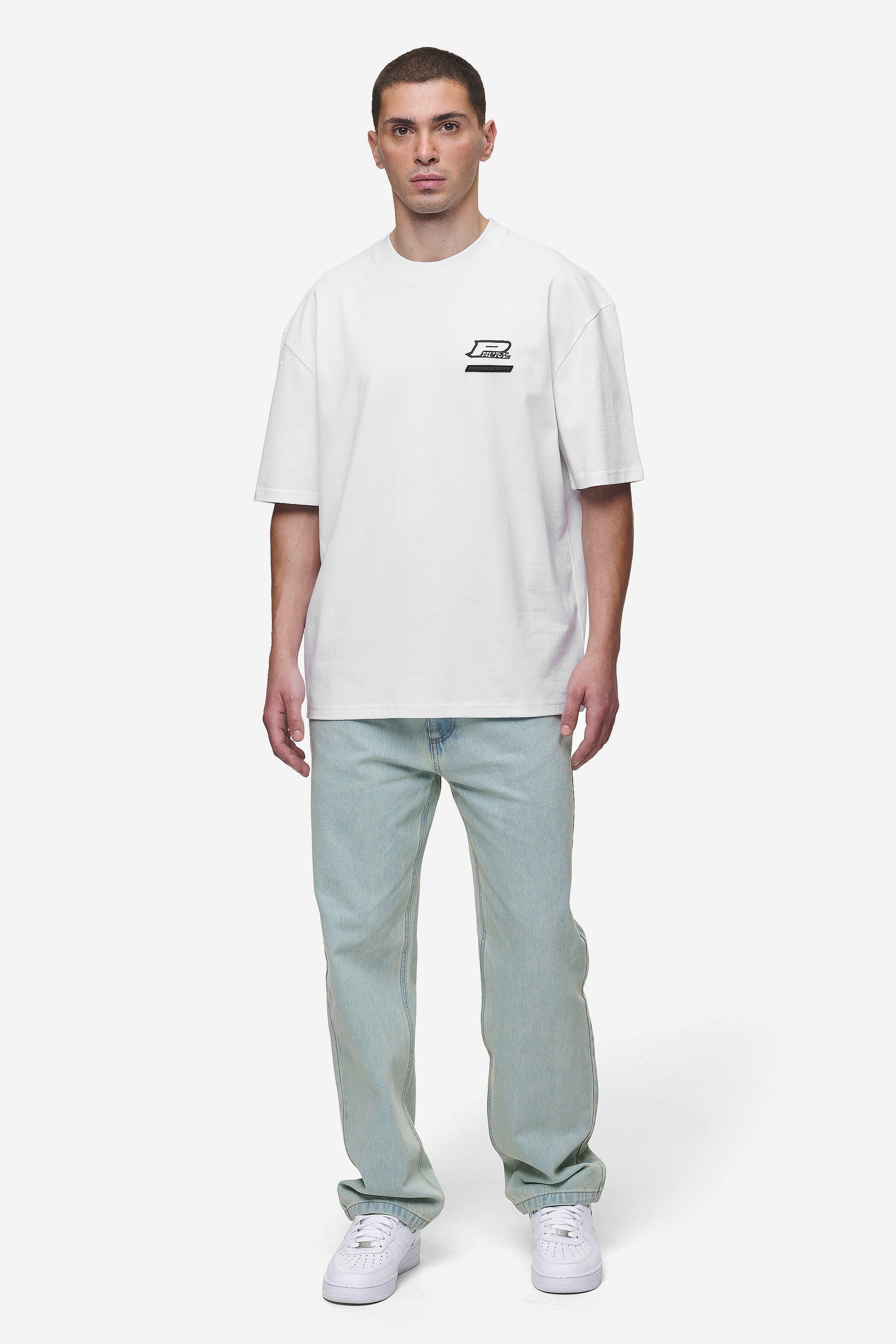 Pegador Hawkins Oversized Tee White Ganzkörper Bild aus der Most Alive Kollektion für Herren