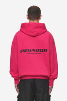 Pegador Colne Logo Oversized Hoodie Washed Virtual Pink Black Hauptansicht aus der Most Alive Kollektion für Herren