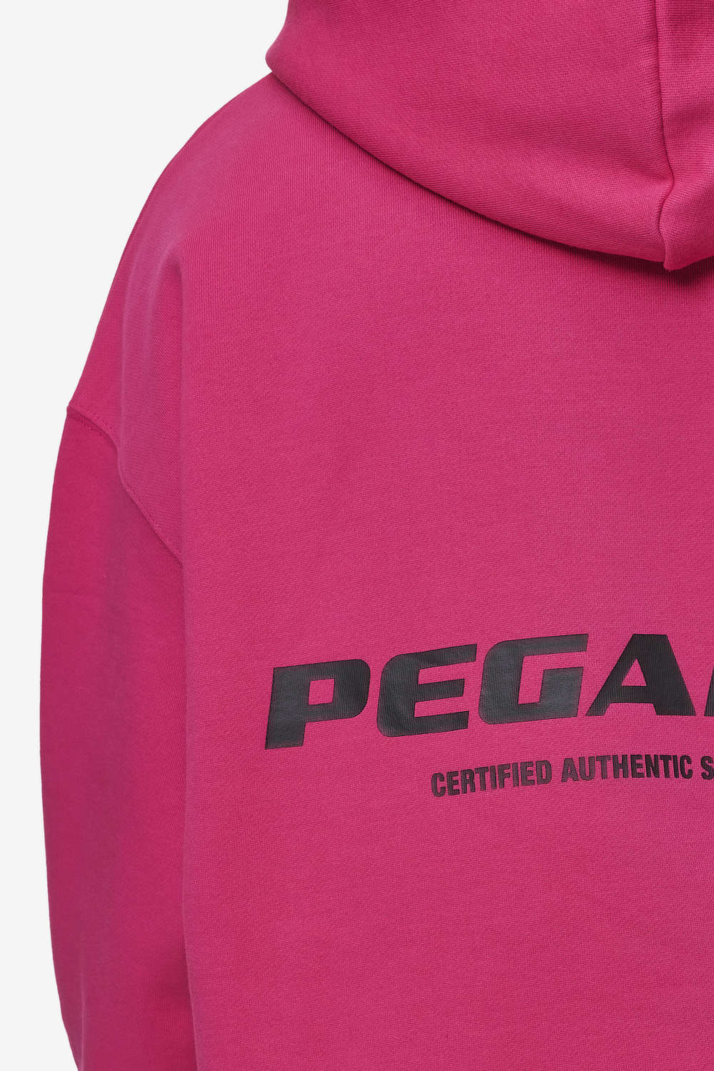 Pegador Colne Logo Oversized Hoodie Washed Virtual Pink Black Detailshot aus der Most Alive Kollektion für Herren