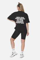 Pegador Habana Heavy Oversized Tee Black Detailshot aus der Never Too Late Kollektion für DaHerren