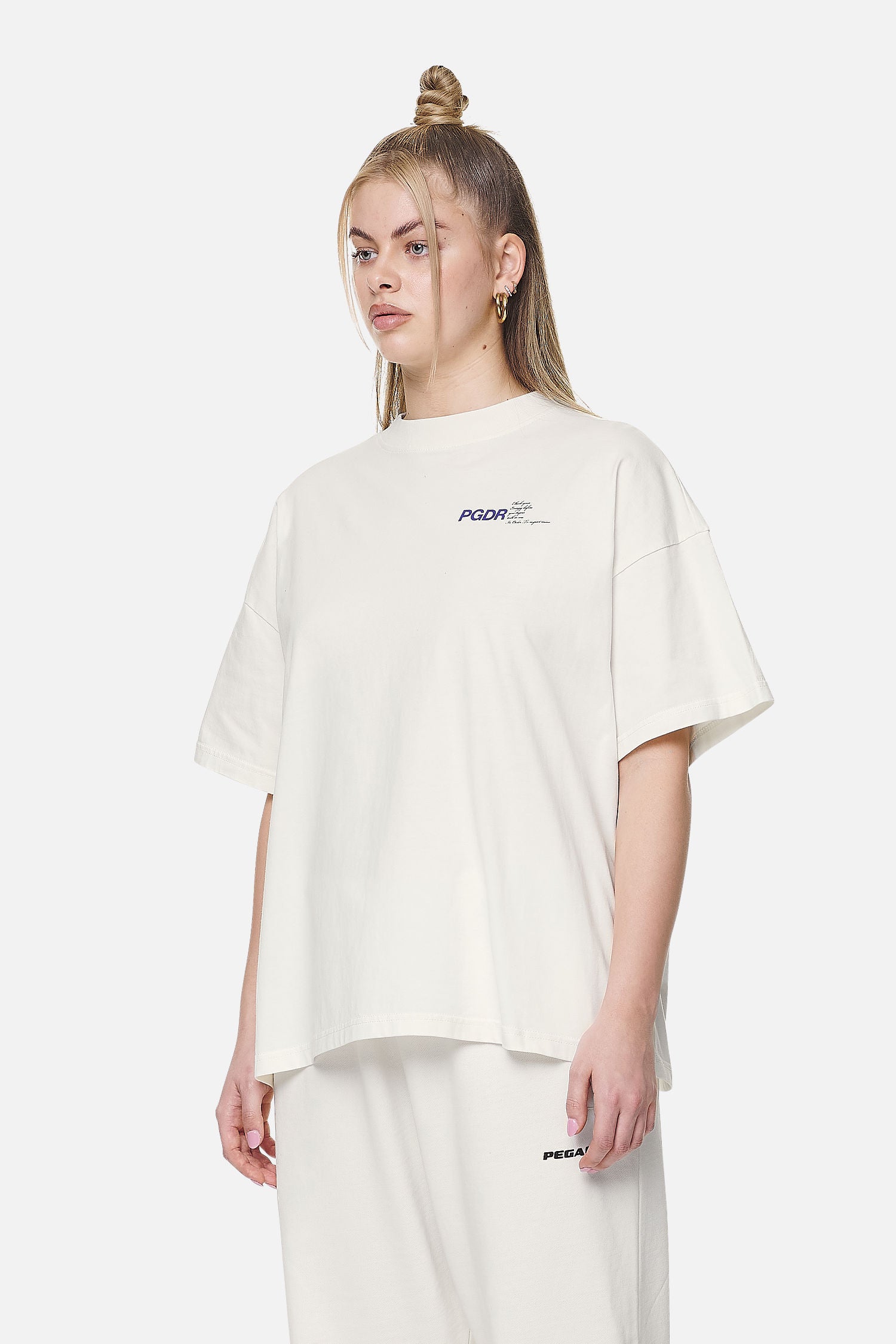 Pegador Habana Heavy Oversized Tee Washed Coconut Milk Gegenansicht aus der Never Too Late Kollektion für DaHerren