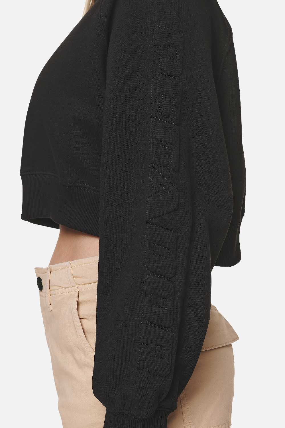 Pegador Kintore Cropped Oversized Raglan Sweater Black Detailshot aus der Never Too Late Kollektion für DaHerren