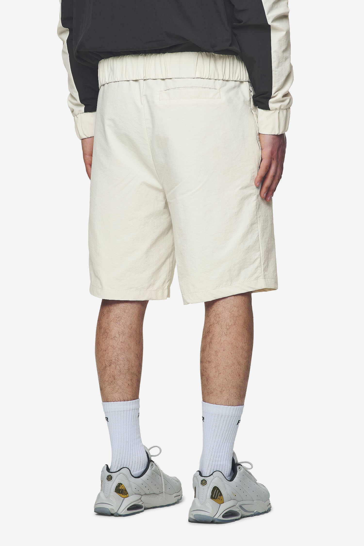 Pegador Shaft Bermuda Shorts Salty Cream Gegenansicht aus der Next Wave Kollektion für Herren