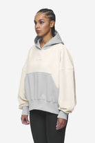 Pegador Estela Inside-Out Oversized Hoodie Coast Sand Sky Grey Seitenansicht aus der Next Wave Kollektion für DaHerren