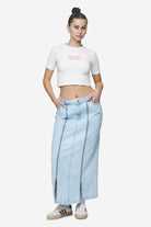 Pegador Aya Denim Midi Zip Skirt Washed Light Blue Ganzkörper Bild aus der Next Wave Kollektion für DaHerren