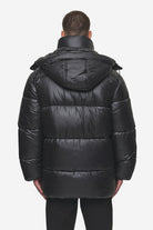 Pegador Conell Puffer Parka Black Detailshot aus der PEGADOR® Outerwear 24 Kollektion für Herren