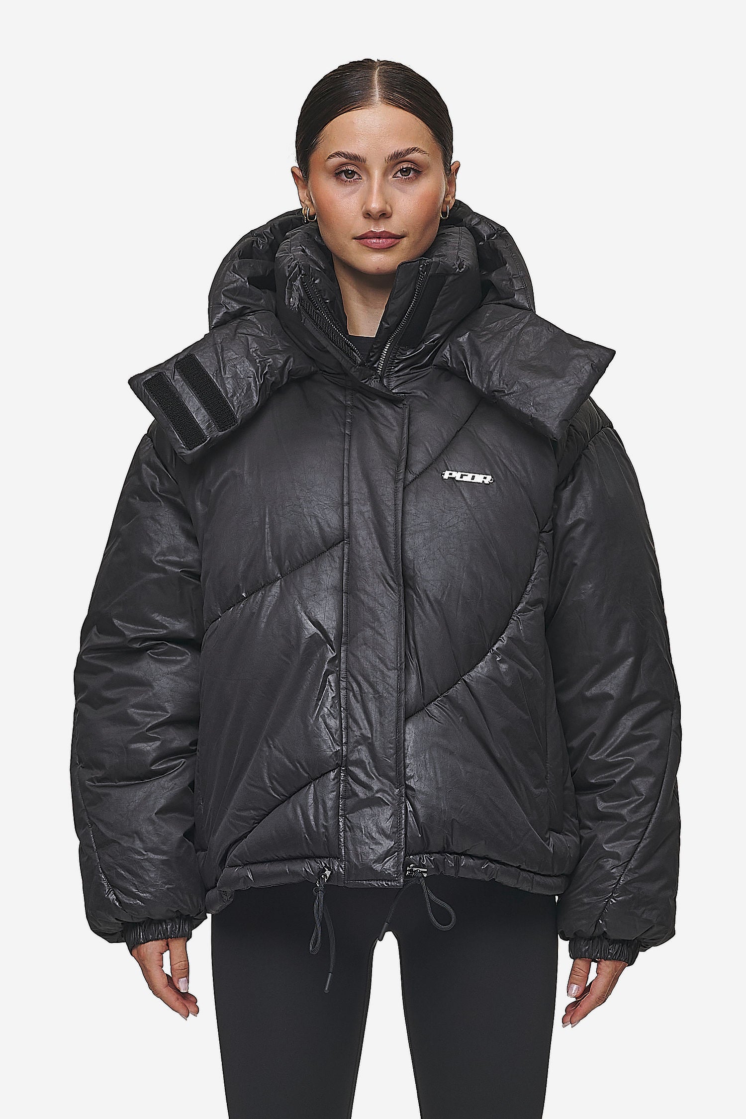 Pegador Hailey Vintage Oversized Puffer Jacket Black Gegenansicht aus der PEGADOR® Outerwear 24 Kollektion für DaHerren